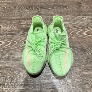Yeezy Boost 350 V2-Glow